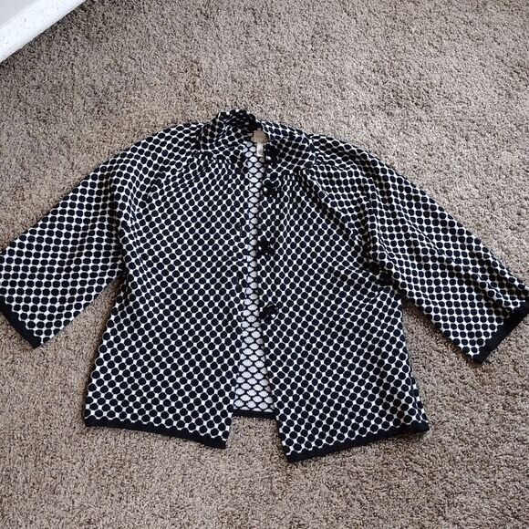 Chico's Women's Size 2 Polka Dot Button up Cardigan Top Black and White Coverup - Picture 4 of 16